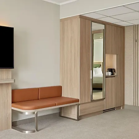 Courtyard By Marriott 4*