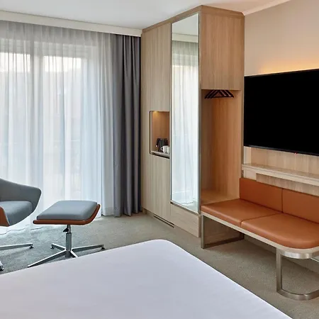 Courtyard By Marriott Ξενοδοχείο 4*