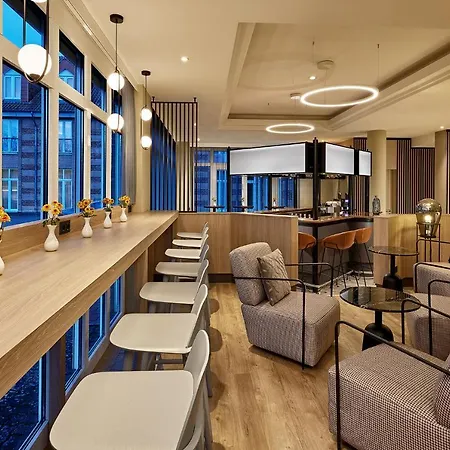 Courtyard By Marriott Hotel