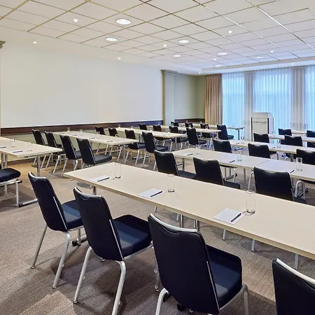 Szálloda Courtyard By Marriott 4*