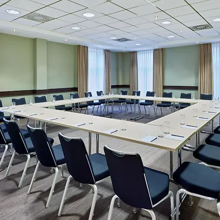 Courtyard By Marriott Szálloda 4*