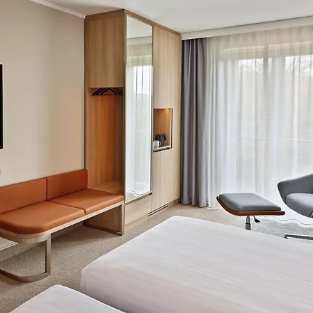Szálloda Courtyard By Marriott 4*