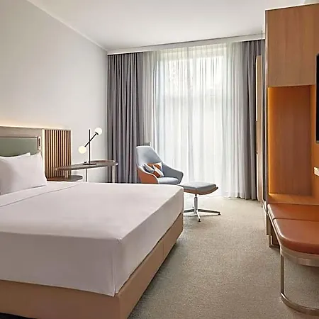 Courtyard By Marriott Ξενοδοχείο Σβερίν