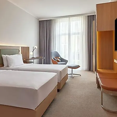 Courtyard By Marriott Ξενοδοχείο 4*