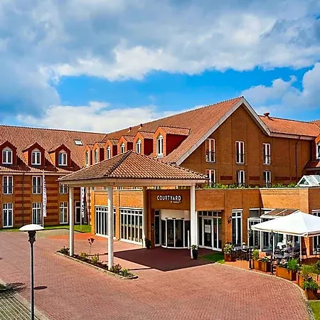 Courtyard By Marriott Ξενοδοχείο Σβερίν